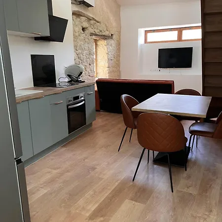 Appartement Maison Cocooning Au Coeur Du Village Historique De *